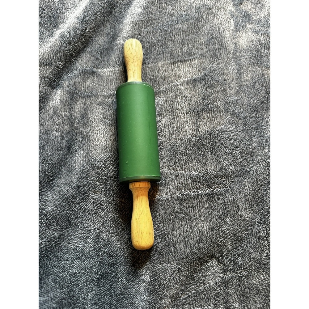 Holiday   Mini Pastry rolling pin ,silicone 9 in‎ by 2  usa